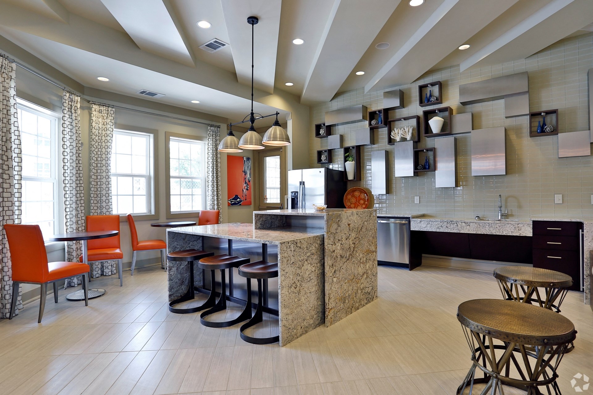 The Columns At Coldbrook Station Apartments, 501 Old Richmond Road